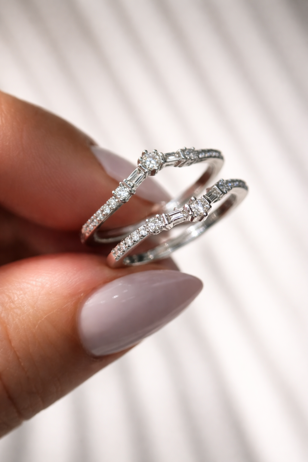 Phoebe 0.35 Ct Round Diamond Ring Guard